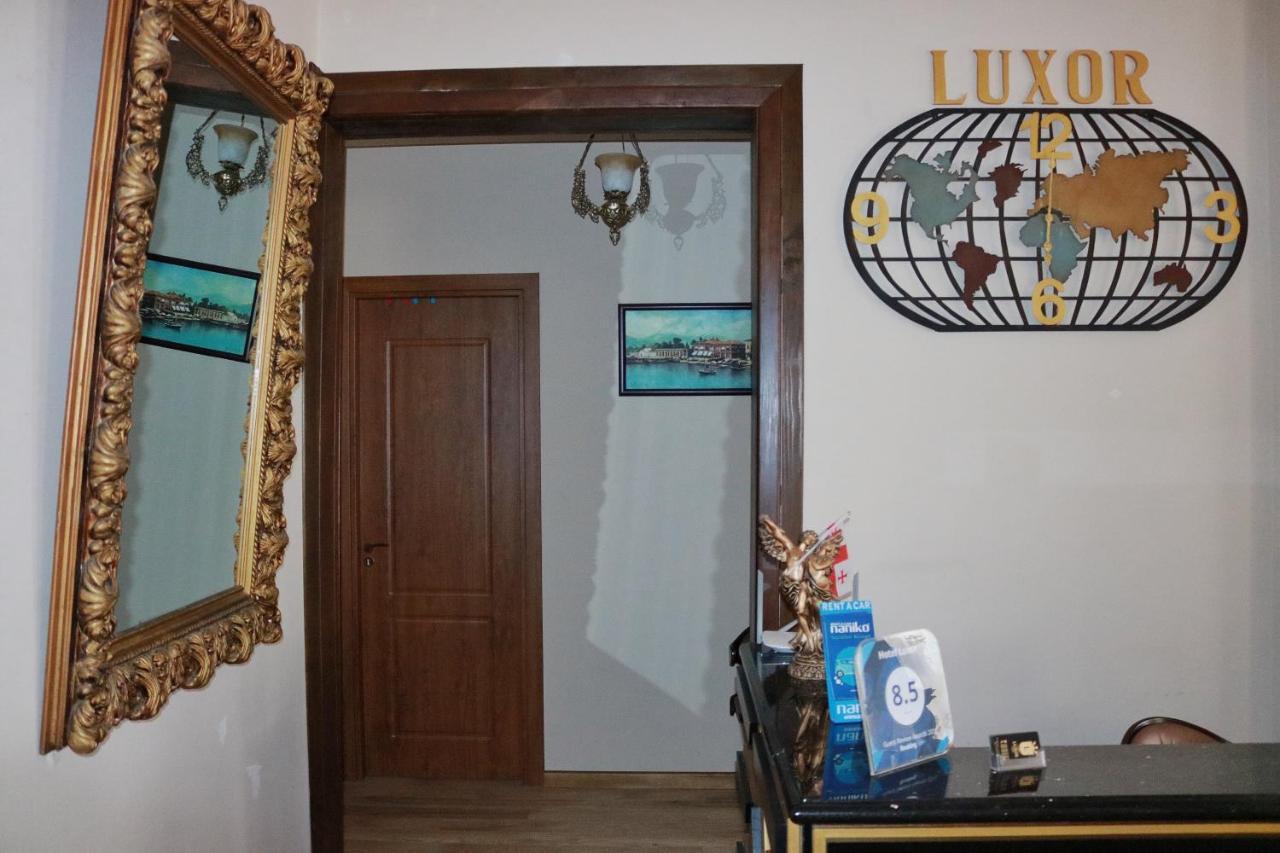 Luxors Garden Hotel Batumi Bagian luar foto